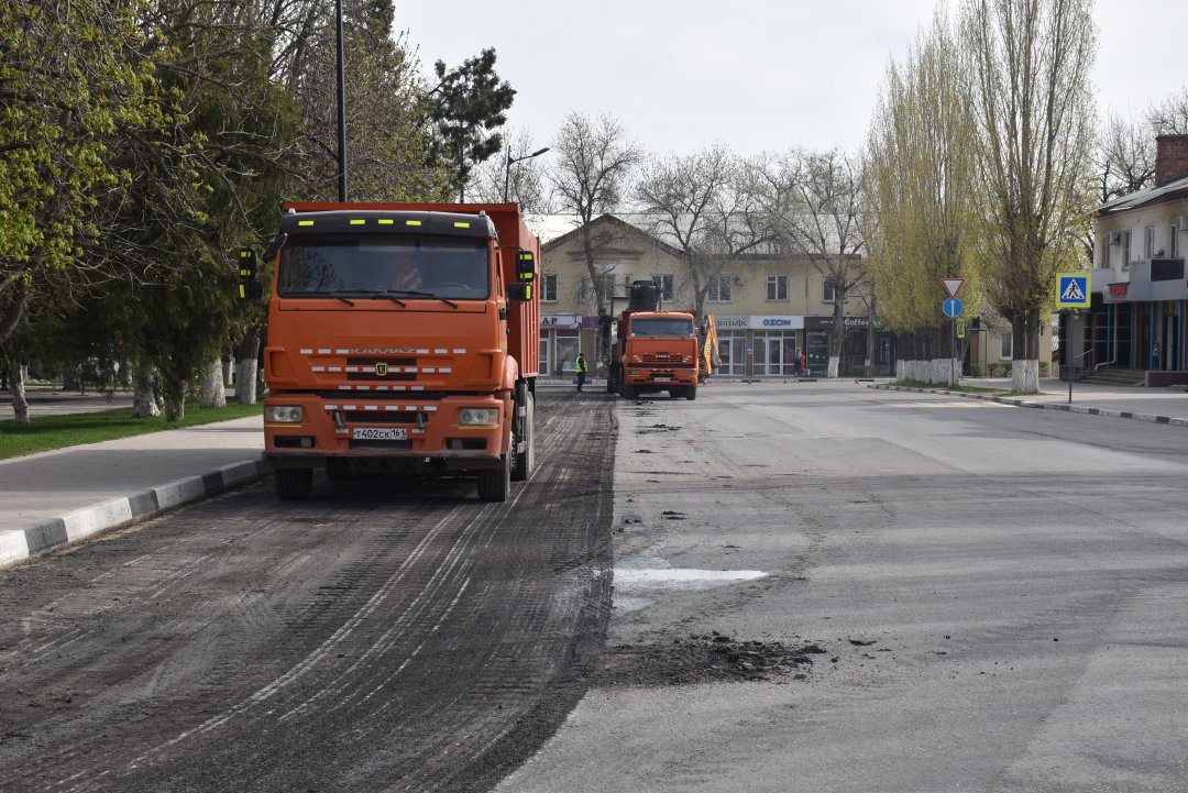 Все дефекты дорожного покрытия, образовавшиеся в зимний период на дорогах Дона, должны быть устранены до 1 мая